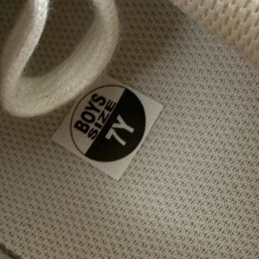 Nike killshot sneakers